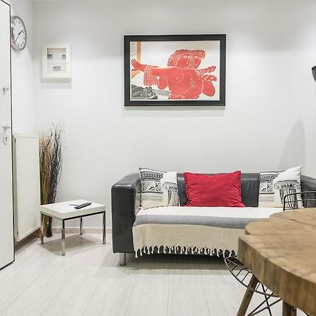 Acropolis Cozy Studio By Livin Urbban Афины Экстерьер фото